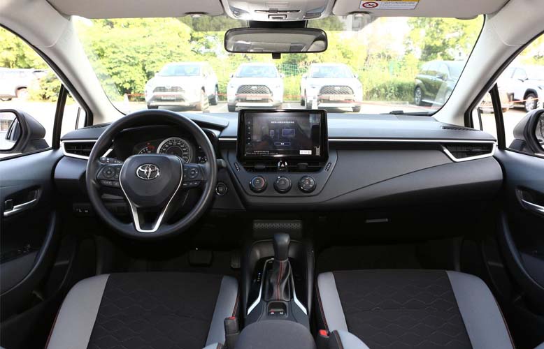 TOYOTA COROLLA – Image 4